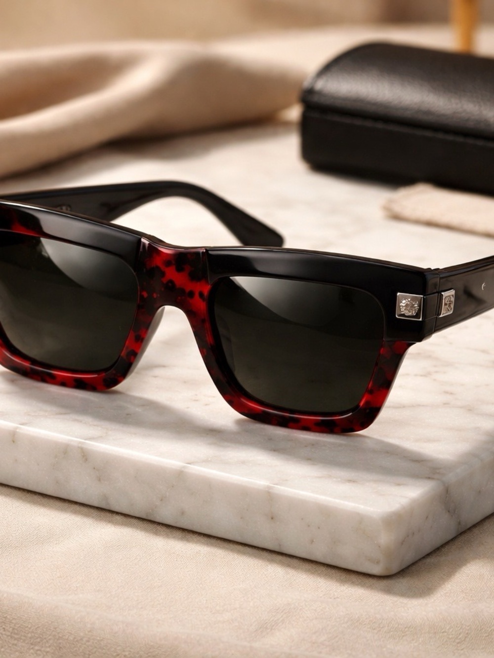 NIB VERSACE TORTOISE SUNGLASSES MODEL 4464- F